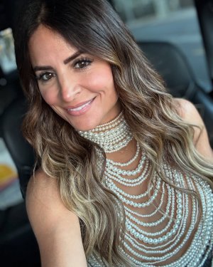 thealisonvictoria_1738640475_3560296810868530249_145063273 (3).jpg