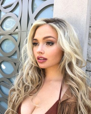 Natalie Alyn Lind.jpg