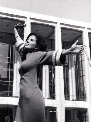 Barbara Parkins (6).jpg