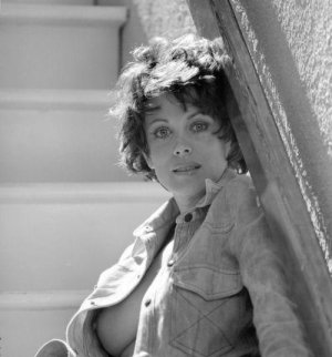 Phyllis Davis 1970s.jpg