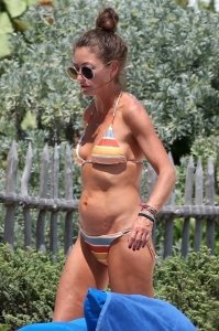 TheFappeningBlog.com - Rebecca Gayheart Sexy 2.jpg
