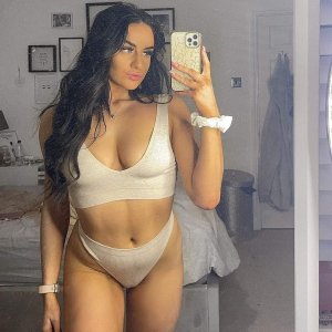 alice_emmah Alice Hogan 02.jpeg