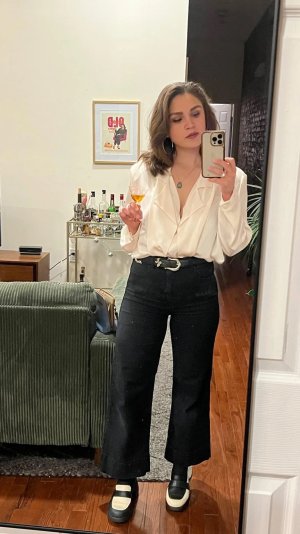 claire blackweider selfie.jpg