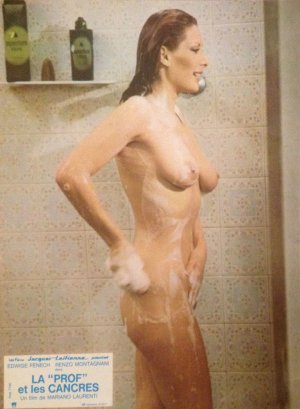 edwige-shower-soapy-BESTEVER_165lo.jpg