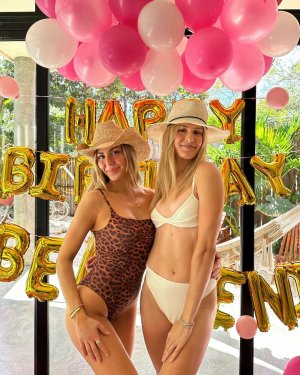 Beatrice and Genie Bouchard on there Birthday1.jpg