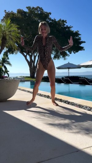 juleshough_1740609805_3576815809442074617_22665638 - frame at 0m42s.jpg