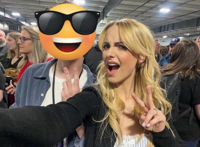 mckenna grace Nashville celebrity comic con on 1 march 2025 (2).jpg