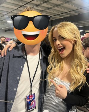 mckenna grace Nashville celebrity comic con on 1 march 2025 (5).jpg