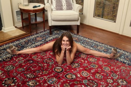 0003-12 thefappeningblog.com.jpg