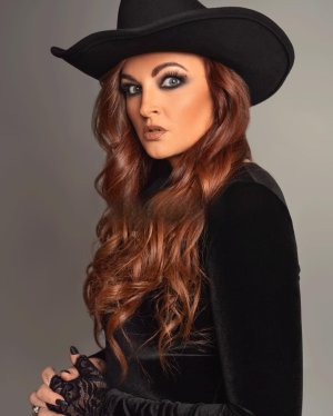 maria-kanellis-174111.jpg