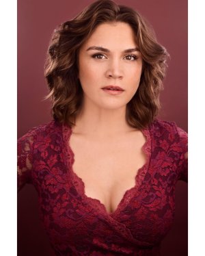 20250307 Headshots - 01 cleavage.jpg