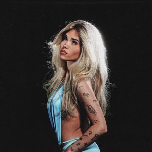 Nessa Barrett (4).jpg