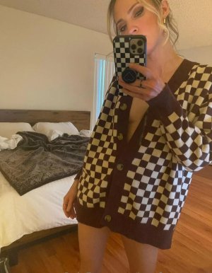 Ciara Hanna - chequered 1.jpg