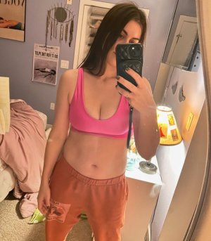 Lindsey Shaw (14).jpg