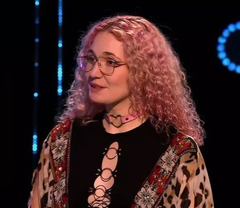 Screenshot_20250316_212948_Video Player.jpg