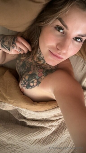 Screenshot 2025-03-20 at 22-54-30 Katharina Lehner OnlyFans.png