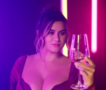 Screenshot_20250322_040126_Video Player.jpg