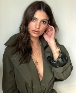 TheFappeningBlog.com - Emily Ratajkowski Sexy 6.jpg