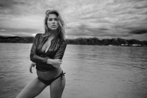 TheFappeningBlog.com - Kara Del Toro Sexy 27.jpg