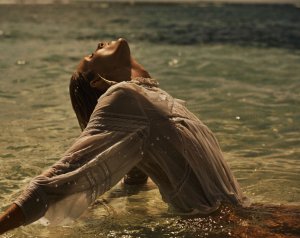 Anja Rubik Nude & Sexy 2 thefappeningblog.com.jpg