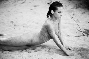 TheFappeningBlog.com - Maria Demina ‘The River Wild’ by Angelo Santi 9.jpg