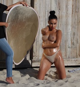 TheFappeningBlog.com - Julissa Neal Poses Topless 1.jpg