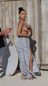 TheFappeningBlog.com - Julissa Neal Poses Topless 7.jpg