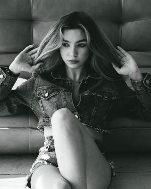 Vanessa Rojewska (2).jpg