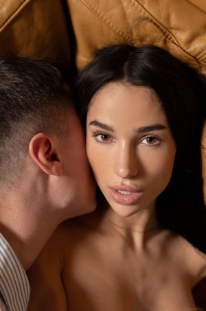 0004-13 thefappeningblog.com.jpg