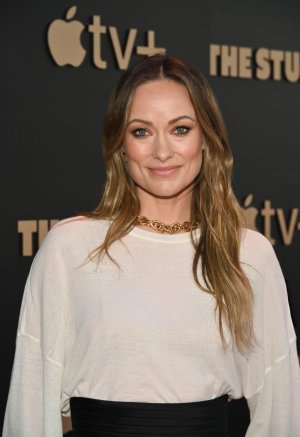 579931980_olivia-wilde-the-studio-premiere-003.jpg