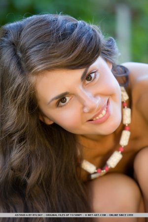 astrud-a-euphoria-01 thefappeningblog.com.jpg