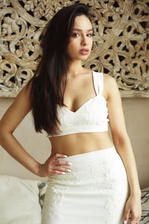 0016-01 thefappeningblog.com.jpg