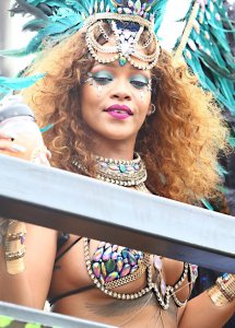 Rihanna-Sexy-7.jpg