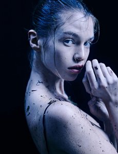 Stella-Maxwell-Topless-2.jpg