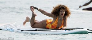 Rihanna-in-a-Swimsuit-10.jpg