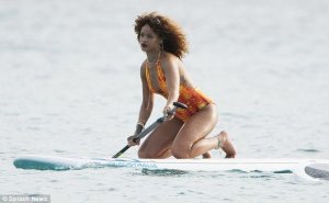 Rihanna-in-a-Swimsuit-13.jpg