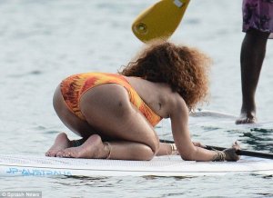 Rihanna-in-a-Swimsuit-20.jpg