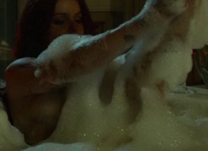 TheFappeningBlog.com - Ariel Winter Nude 4.jpg