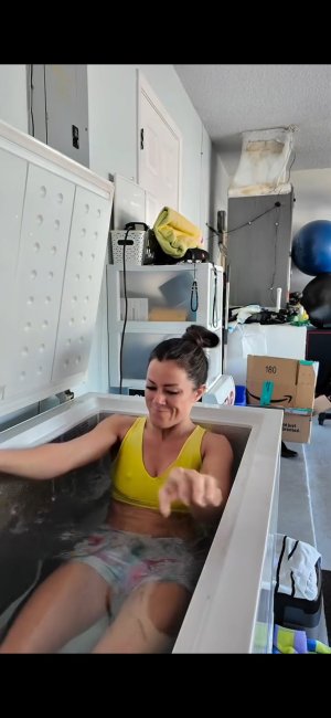 Screenshot_20250329_072356_Video Player.jpg