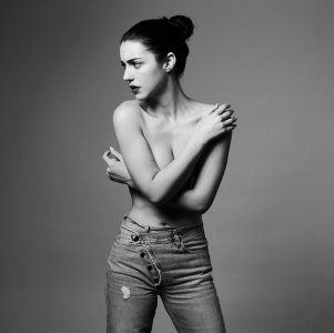 Adelaide Kane - covered topless.jpeg