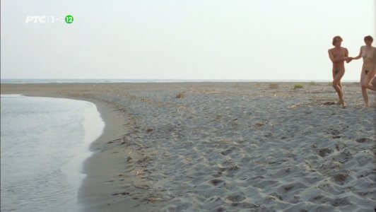 The Beauty of Vice (1986).mp4_snapshot_01.36.07.932.jpg