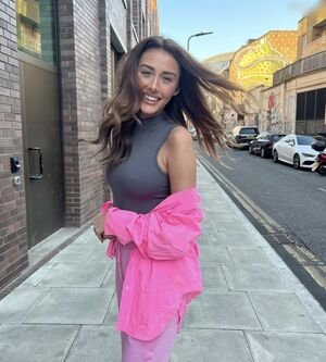 Chloe veitch too hot to handle   (44).jpg