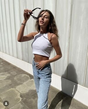 Chloe veitch too hot to handle   (49).jpg