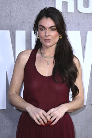 Serinda_Swan_at_The_Handmaid_s_Tale_Season_Six_Premiere_in_Hollywood_04-02-2025__7_.jpg