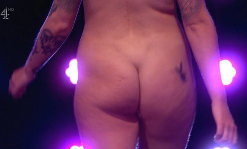 Screenshot_20250404_231001_Video Player.jpg