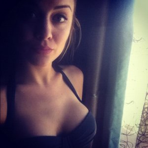 Jordan Hinson (17).jpg