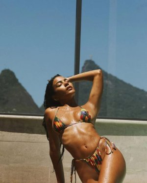 Bella Campos (4).jpg