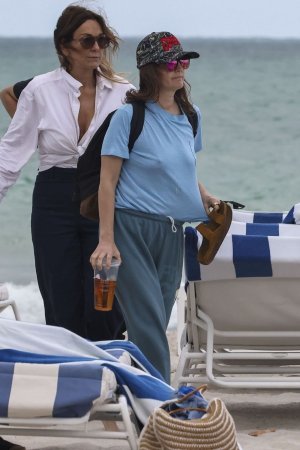drew-barrymore-enjoys-beach-day-after-msc-cruises-campaign-04-10-2025-5.jpg