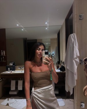 daniellamonet_491463157_18503995789009289_180428891858485401_n.jpg