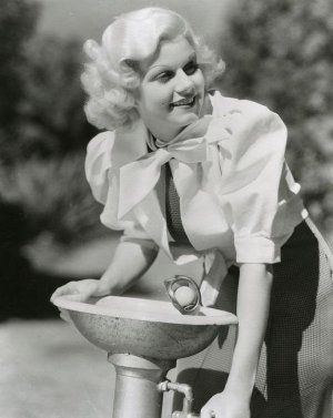 Jean Harlow -4243.jpg